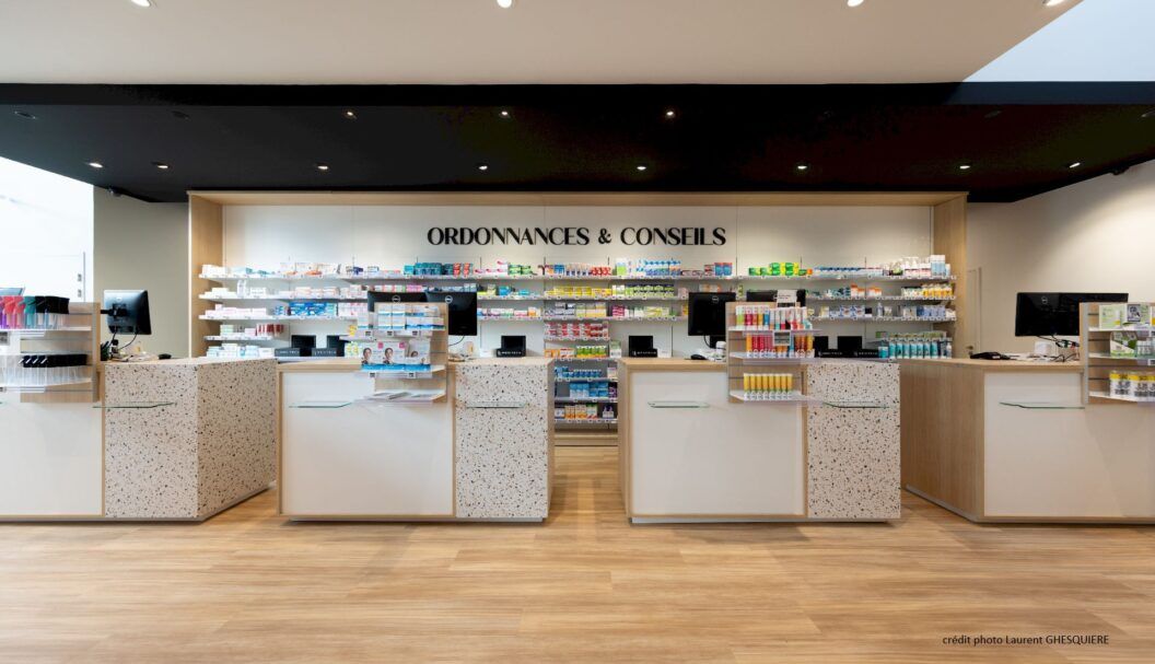 Pharmacie transfert agencement mobilier neuf sur mesure architecte intérieur 5 témoignage
